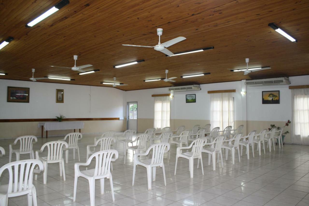 Hotel Golondrina Filadelfia المظهر الخارجي الصورة